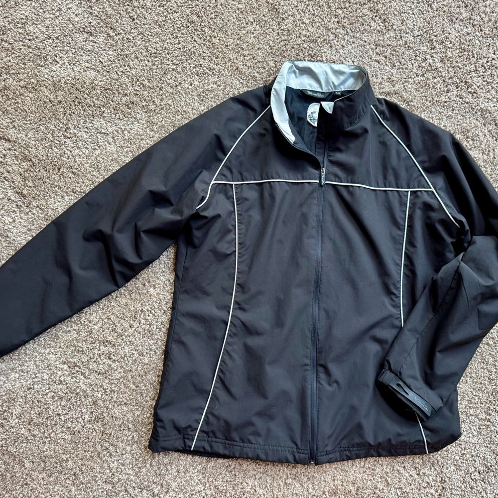 Women’s large full zip golf jacket by Second Skin.
